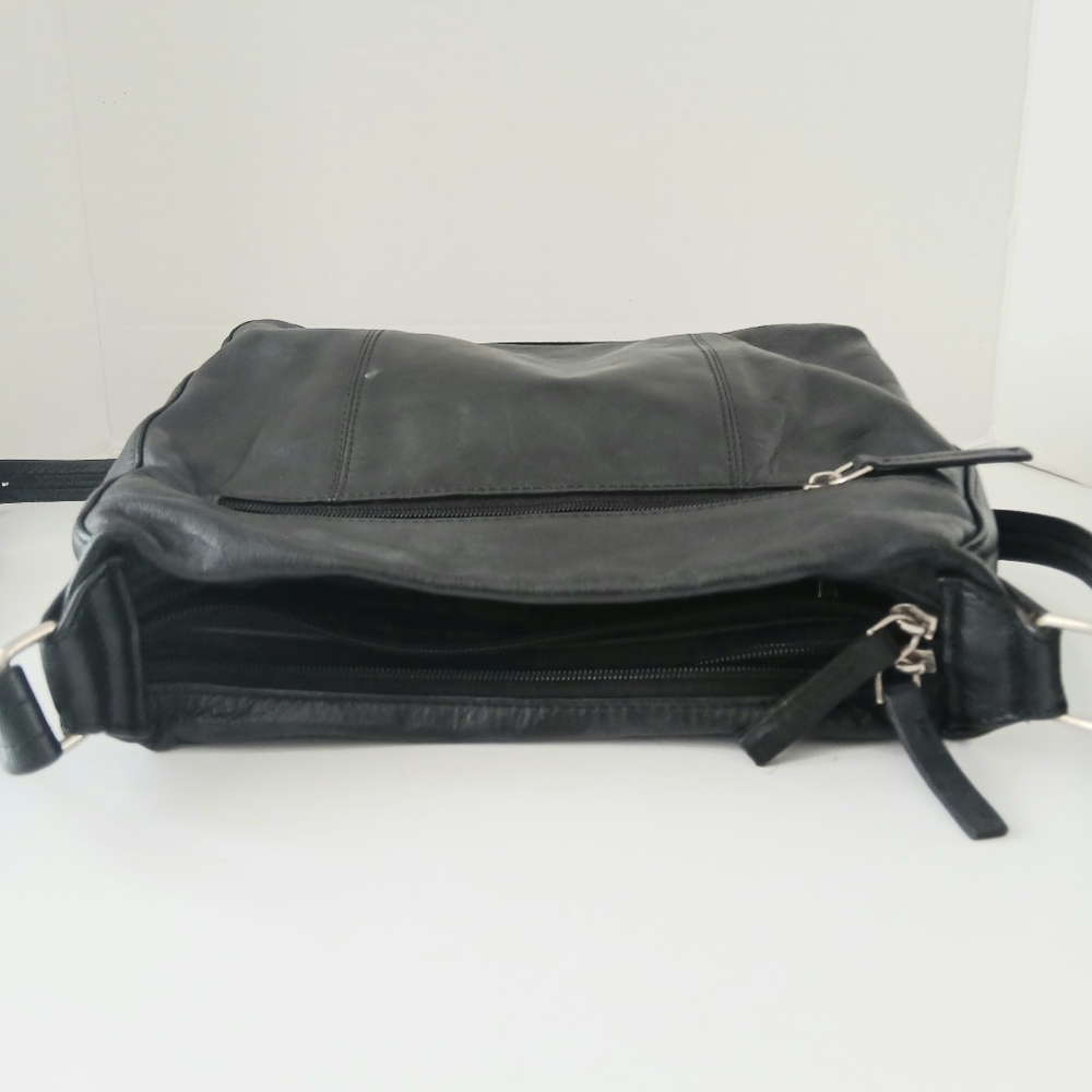 Via Roma Black Faux Leather Crossbody Shoulder Handbag - Picture 6 of 10